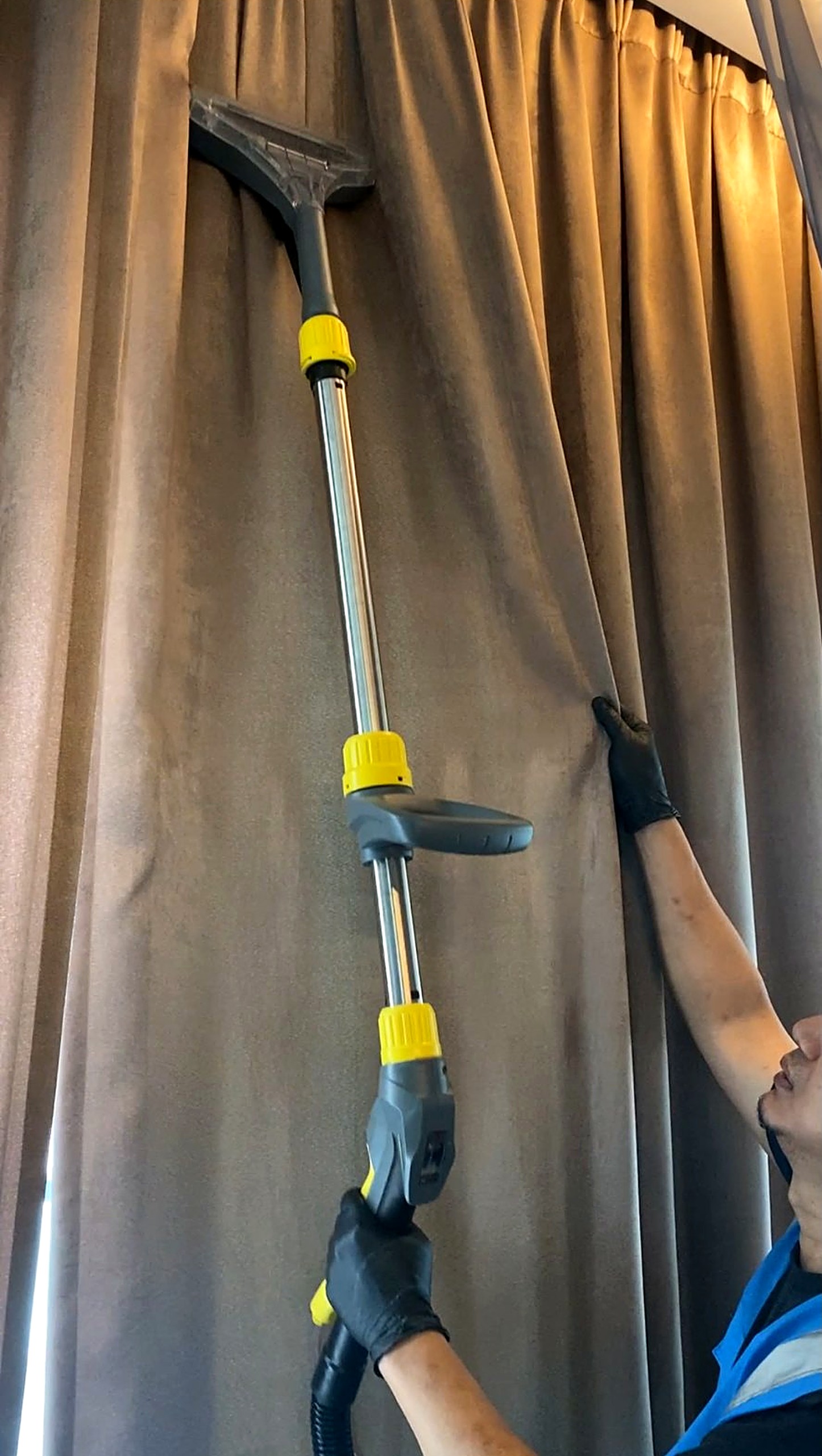 Representative curtain cleaning imagery